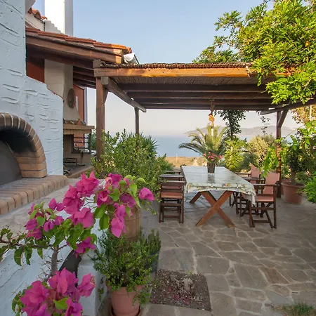 Vila Aegean Sea Skiathos *